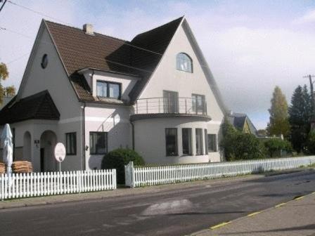 Villa Marleen Pärnu Exteriör bild